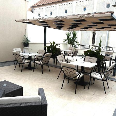Apartments Villa Mira Kaštela Eksteriør bilde