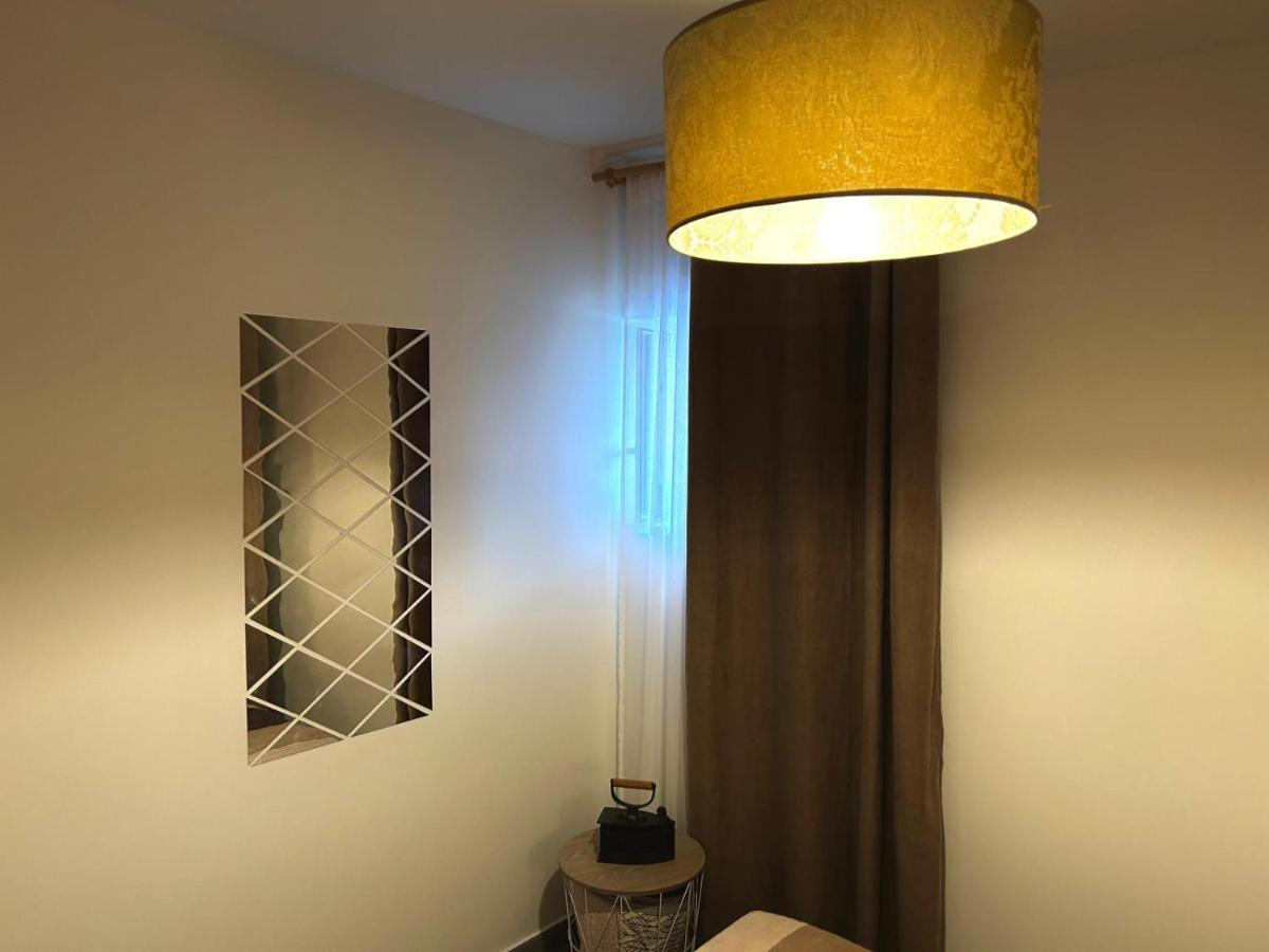 Apartments Villa Mira Kaštela Eksteriør bilde