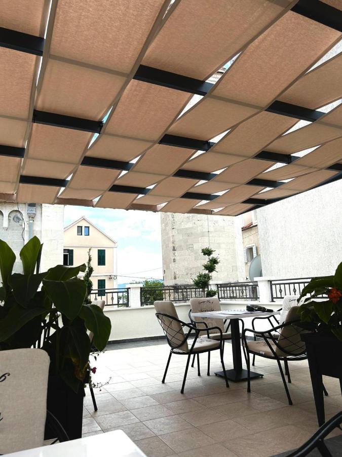 Apartments Villa Mira Kaštela Eksteriør bilde